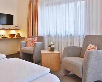 Hotel Kimmig - Bad Peterstal-Griesbach - Bedroom