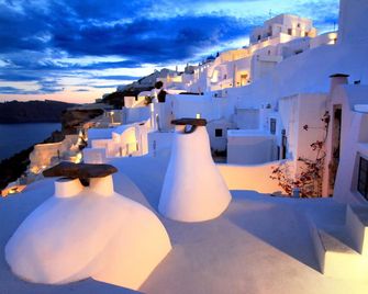 Onar Villas - Oia