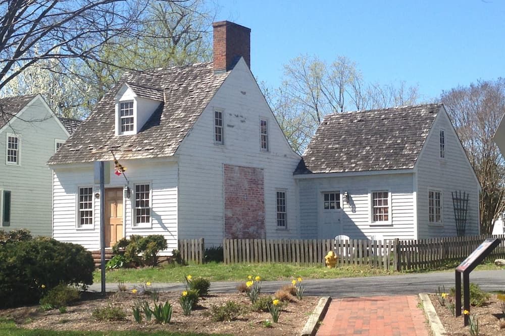 John Bruff Waterview Cottage - on Harbor and on Park - In Town St. Michaels! - Saint Michaels - Edificio