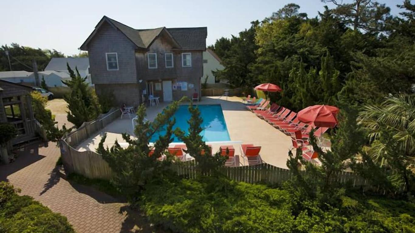 Courtyard Villas on Silver Lake