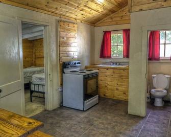 Zubers - Ca -A Cabin A - Rio Frio