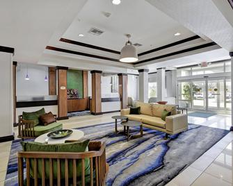 Fairfield Inn & Suites by Marriott San Antonio Boerne - Boerne - Lobby