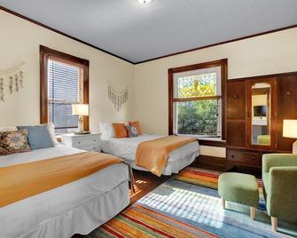 Historic Victorian 2 BD in the Heart of Downtown - San Diego - Habitación