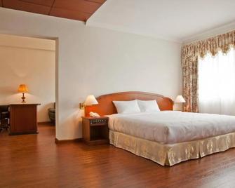 Green Park Hotel - Hanoi - Habitación