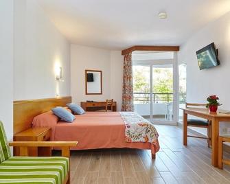 Hotel Ses Savines - Sant Antoni de Portmany - Bedroom
