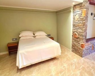 Ipsario Garden Hotel - Chrisi Akti