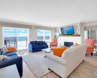 Seaview 1133A - Oceanside - Living room