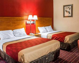Quality Inn Henderson I-85 - Henderson - Спальня