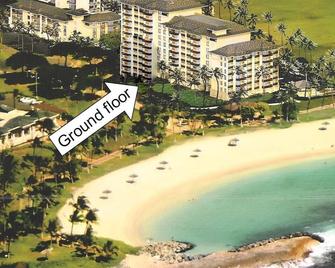 3 Bedroom / 3 Bath Family Friendly Groundfloor Beach Villa! - Kapolei - Outdoors view