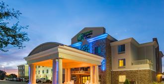 Holiday Inn Express & Suites Clovis - Clovis - Budynek