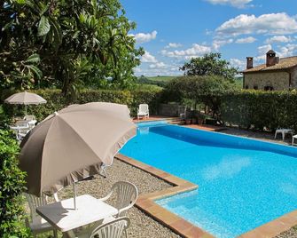 Holiday Home Cignanbianco - Tramonto by Interhome - Castellina in Chianti - Piscina