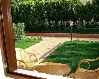 Residence Baia Infreschi - Marina di Camerota - Patio