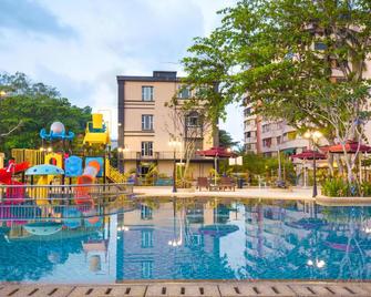 ibis Melaka - Malaca - Piscina