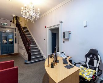 Gatwick Inn Hotel - Horley
