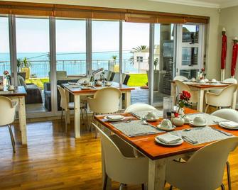 3 On Camps Bay - Cape Town