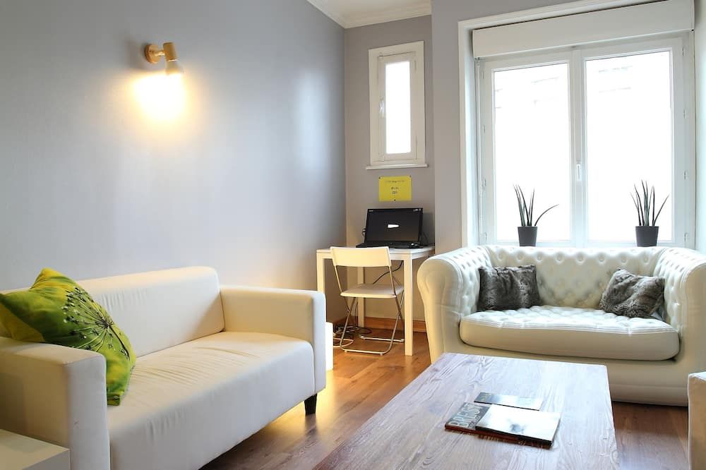 Little Lodge - ברסט - סלון