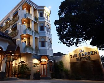 The Garden Suites New - Surakarta - Budynek