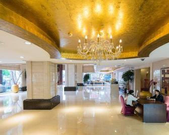 Xinxiya Hotel - Chongqing - Front desk