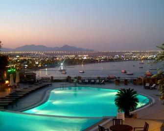Eden Rock Hotel Namaa Bay - Sharm el-Sheij - Piscina