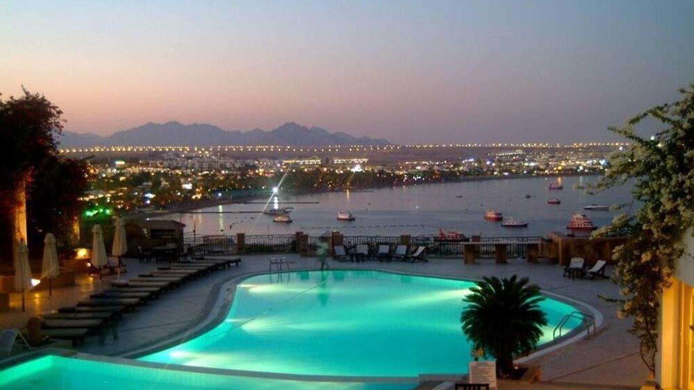 Eden Rock Hotel Namaa Bay