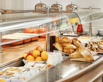 Mercure Birmingham West Hotel - West Bromwich - Buffet