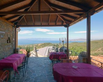 Mansion Terpou - Agios Vlasios - Restaurante