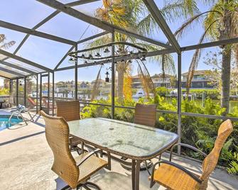 Tropical Apollo Beach House with Pool and Dock! - Apollo Beach - Patio