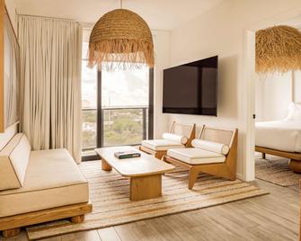 Flow Fort Lauderdale - Fort Lauderdale - Living room