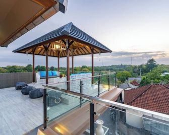 Ocean Golf Rubi Villa by Nagisa Bali - South Kuta - Balcony