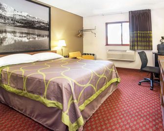 Super 8 by Wyndham Longmont/Del Camino - Longmont - Schlafzimmer