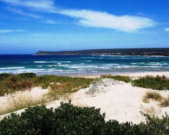 Whale Watchers Inn - Witsand - Playa