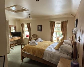 The Boot Inn - Worcester - Bedroom