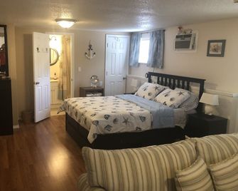 Sunset Studio - Beautifully Appointed And .6 Mi From Beach - This Is Paradise! - Tarpon Springs - Slaapkamer
