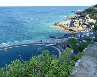 Cozy studio in the countryside, with balcony, sea view. - Rio Marina - Edificio