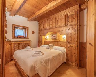 Casa Lacedel 1, on ski slopes - Cortina d'Ampezzo - Bedroom
