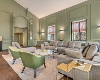 Les Suites de l'Ile Barbe - Lyon - Hol