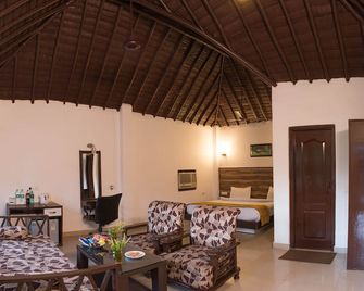 Corbett Fun Resort - Rāmnagar - Living room