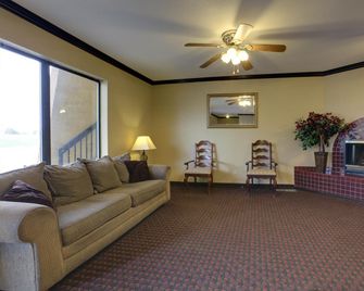 Americas Best Value Inn & Suites Yukon Oklahoma City - Yukon - Huiskamer