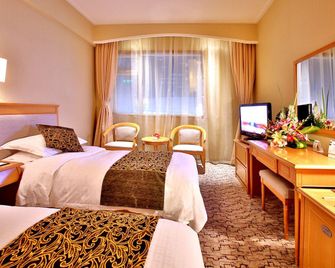 Nanjing Zhongshan Hotel - Nanjing - Bedroom