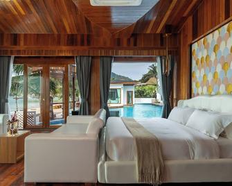 Hotel Villa Aokhanom Beachfront - Khanom - Habitación