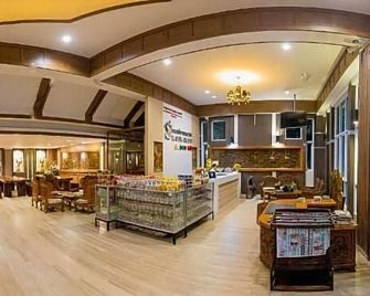 Silayok Grand Hotel - Tak - Salónek