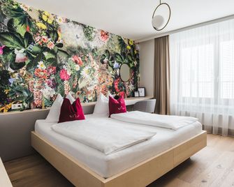 فندق التشتات فايسه تاوبه - سالزبورغ - غرفة نوم