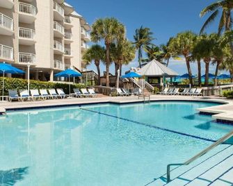 Beach Villas - Stuart - Piscina