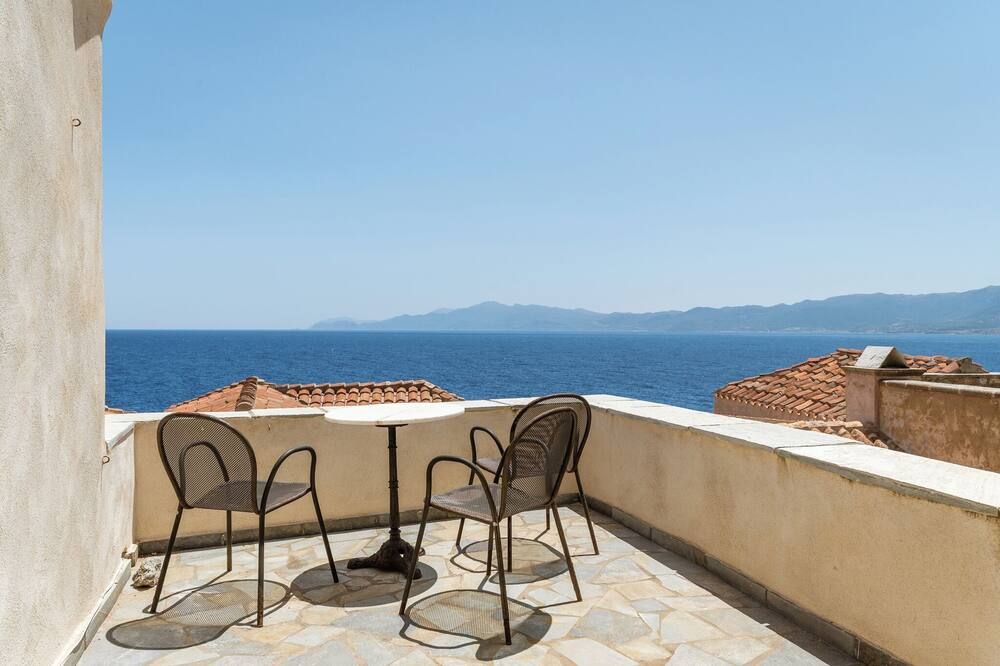 جولاس تراديشونال جيست هاوس