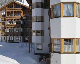 App Lyso, Hiking and enjoyment in the mountains of Konigsleiten - Wald Im Pinzgau - Building