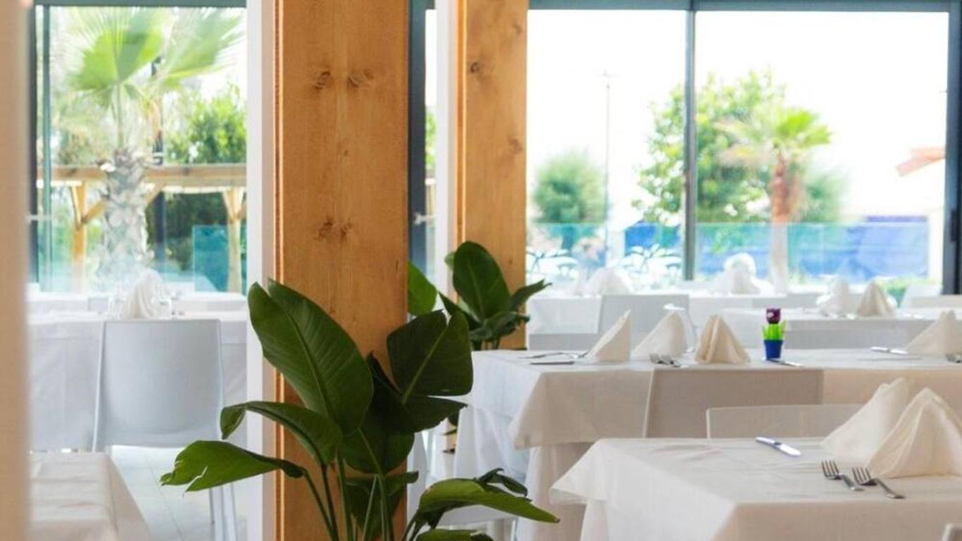 เฟลิโชนี