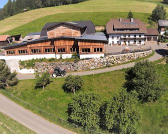 Ferienwohnung Morgentau - Kralmoar, Fam. Seidl - Sankt Lambrecht - Building