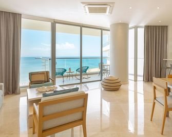 Grand Marina Suites Santa Marta - Santa Marta