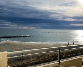Le pied dans l'eau - Palavas-les-Flots - Strand