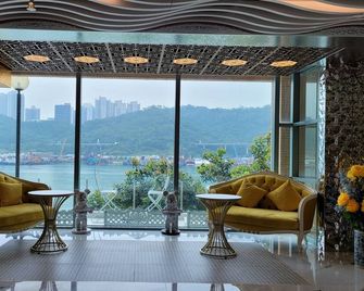 باي بريدج لايف ستايل ريتريت - Hong Kong - ردهة